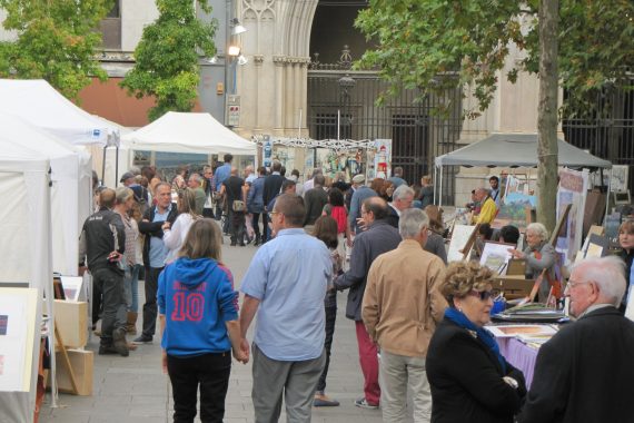 La Fira del Dibuix tornarà a ocupar la Plaça Vella el diumenge 6 d'octubre de 2019